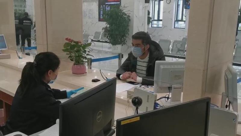 宅家的老外们陆续复工，快看看签证过期了没？信息技术咨询正当时